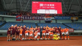 中超投入缩水，亚洲赛场跌落神坛：球队实力下滑与球员转会困境探析