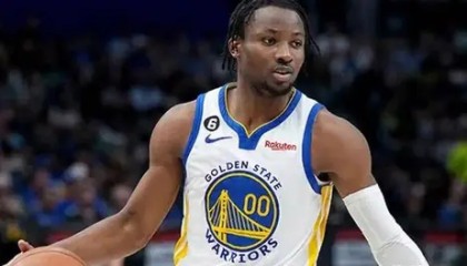 库里四冠传奇：勇士三分新时代，NBA王者之路